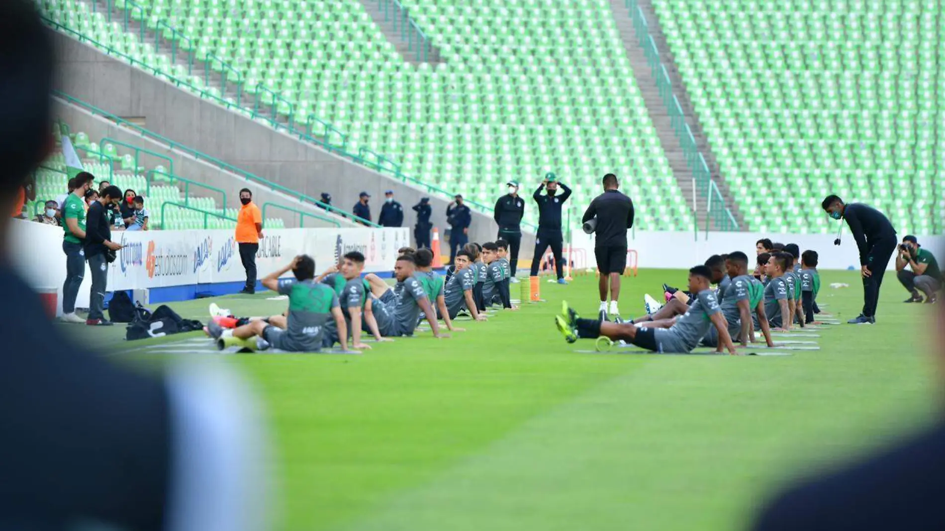 Entrenamiento Santos Laguna